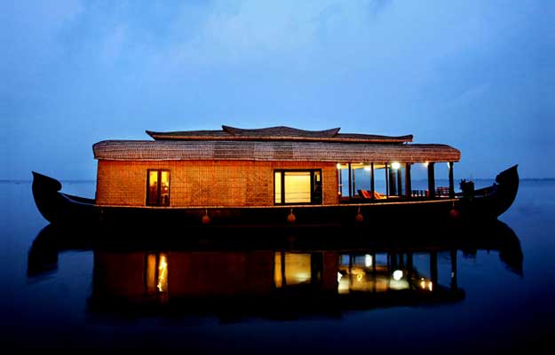 kerala-houseboat